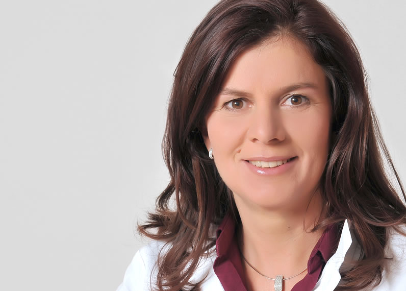 Dr. Karin Melcher